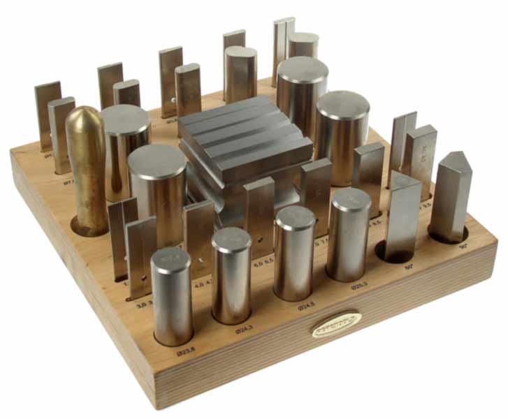 CUBO SCANALATO CON IMBOTTITOI VARI - 31 PZ. CUBO SCANALATO CON IMBOTTITOI VARI - 31 PZ.