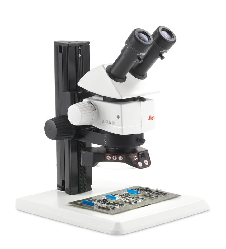 Stereomicroscopio LEICA M60 con LED2500,  base ad illuminazione incidente e Stereomicroscopio LEICA M60 con LED2500,  base ad illuminazione incidente e