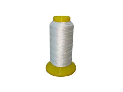 Filo bianco di seta naturale francese