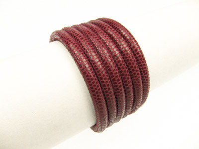 Cordoncino di nappa, stampa lucertola, tondo con cucitura,  Ø 4 mm, rosso scuro Cordoncino di nappa, stampa lucertola, tondo con cucitura,  Ø 4 mm, rosso scuro