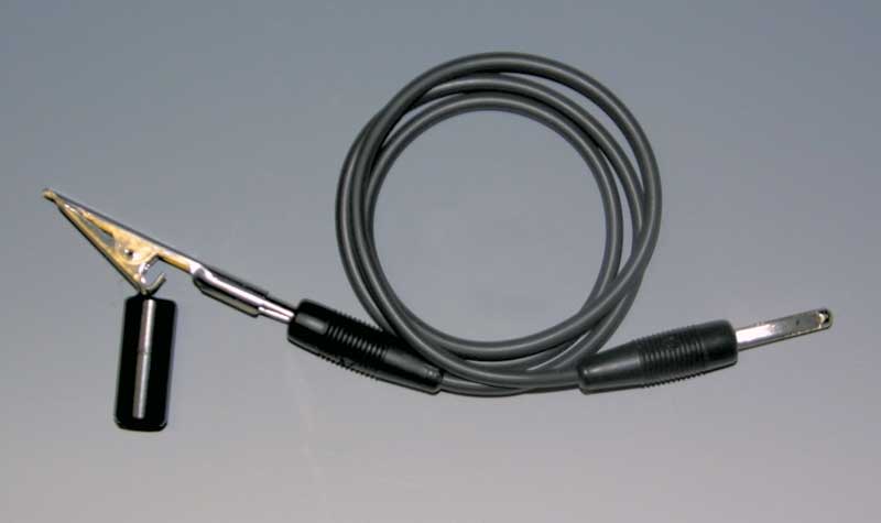 Cable with product clamp Cable with product clamp
