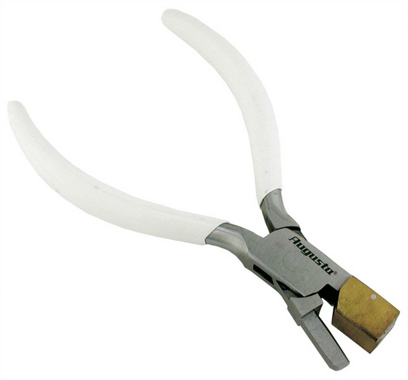 Ring closing pliers with brass jaw