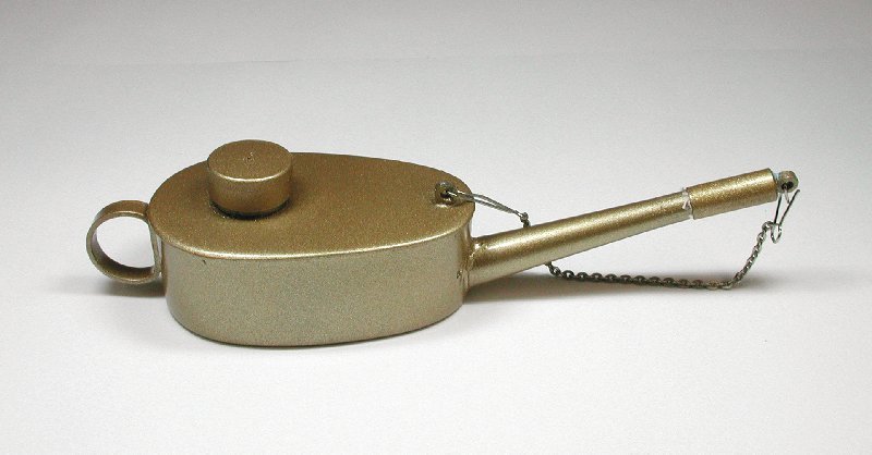 Lampada ad alcool in ottone Lampada ad alcool in ottone