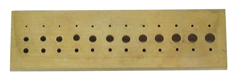 Trafila in ottone con 36 fori Trafila in ottone con 36 fori
